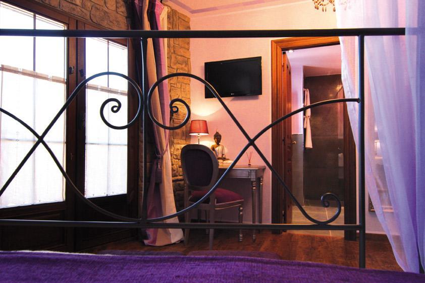 Hotel Rural La Tenada Carcedo de Burgos Bagian luar foto